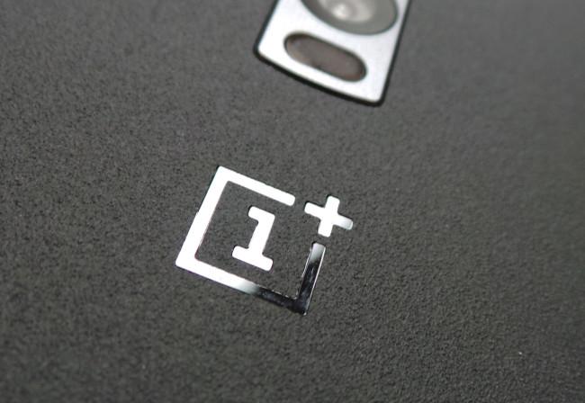 Logotipo del OnePlus 2