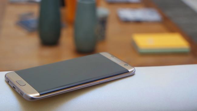 Imagen frontal del Samsung Galaxy S7 Edge