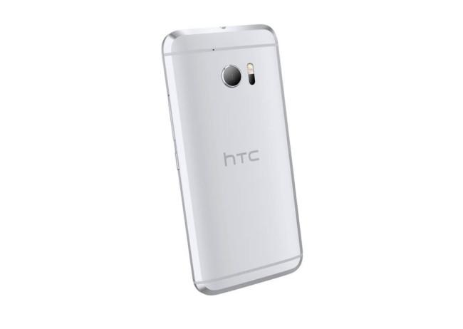HTC 10_BackPer_GlacierSilver16Feb5
