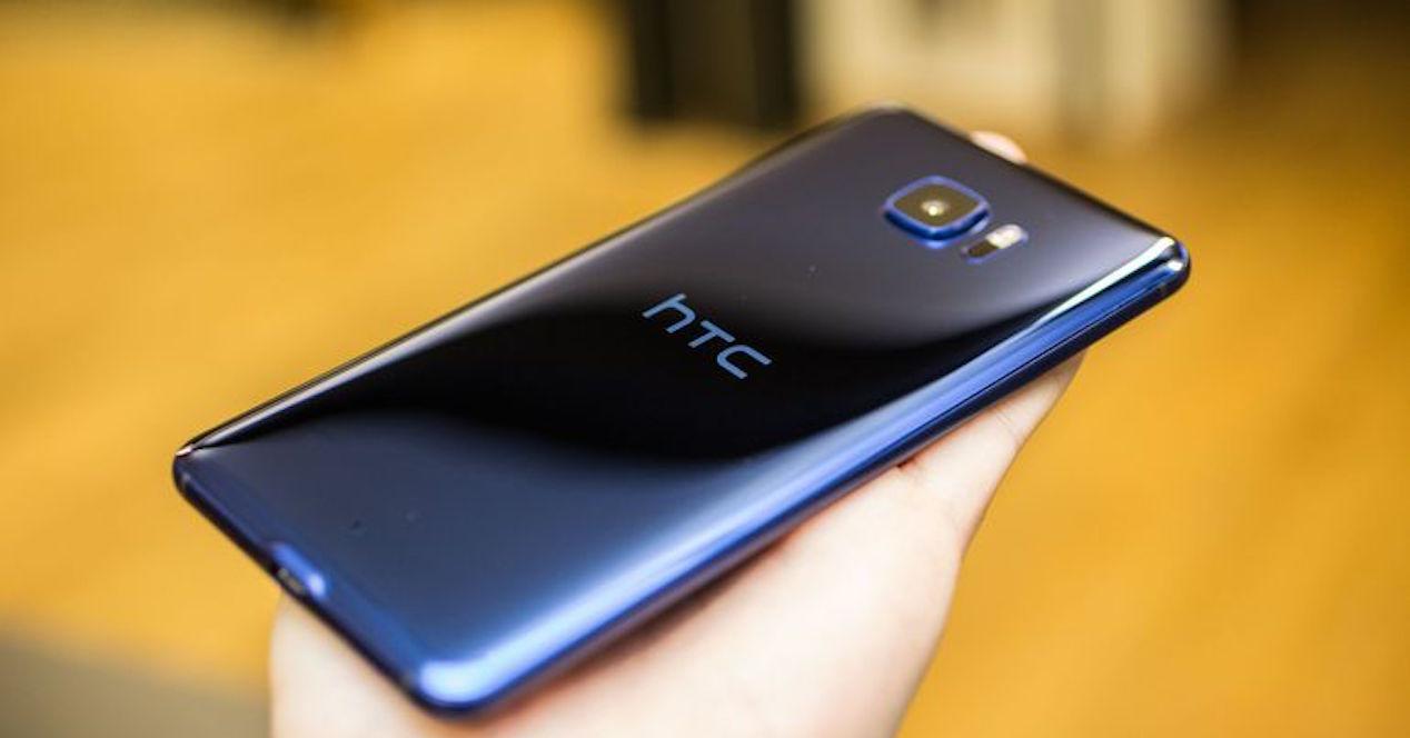 HTC U 11 aparece nuevamente en GFXBench confirmando sus especificaciones