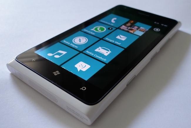 Nokia Lumia 900 blanco
