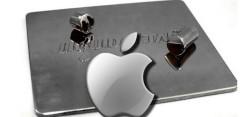 iPhone 5S con Liquidmetal