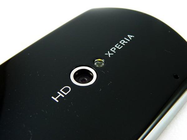 Sony-Ericsson-Xperia-Neo-Android-23-preview-4