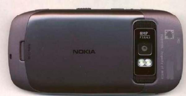 Nokia-700-Helen-RM-744