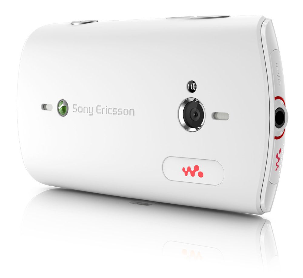 SONY-ERICSSON-LIVE-WALKMA-3