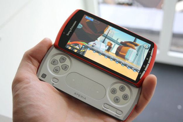 sony xperia play