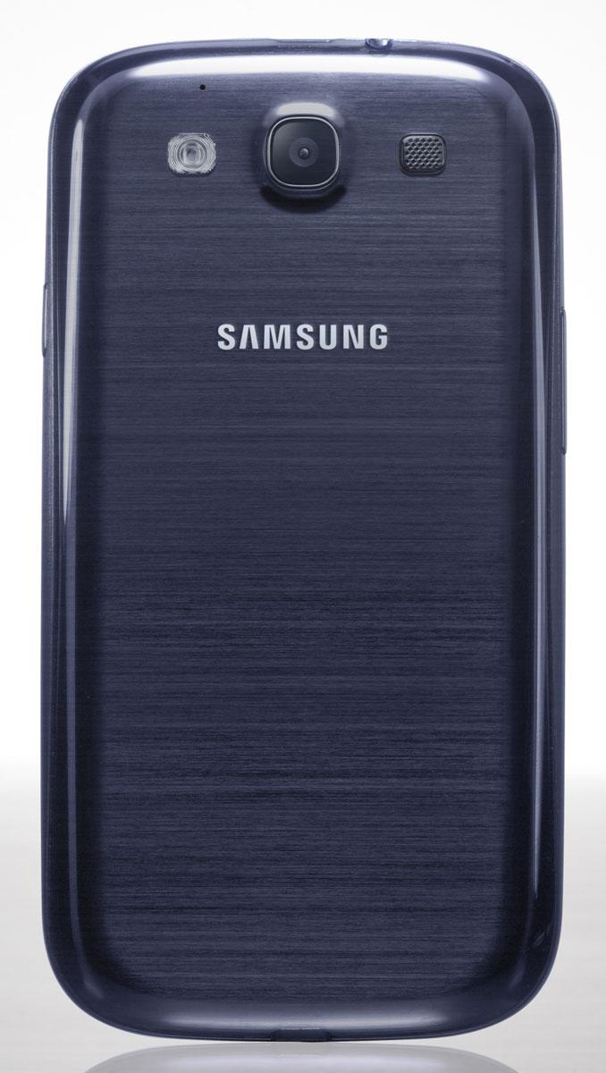 Samsung Galaxy S3 de color azul, vista trasera