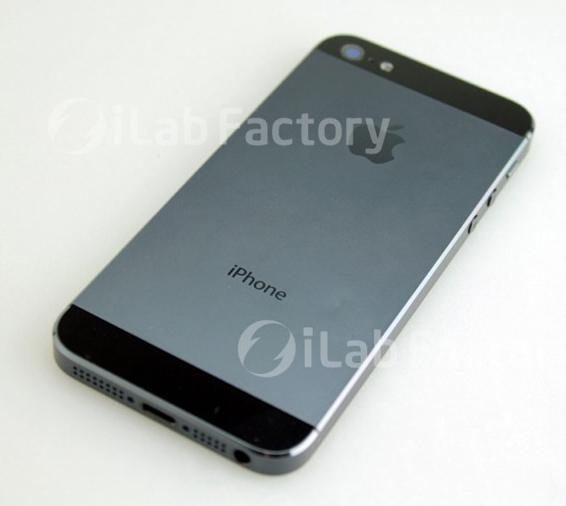 iPhone 5 en color gris oscuro