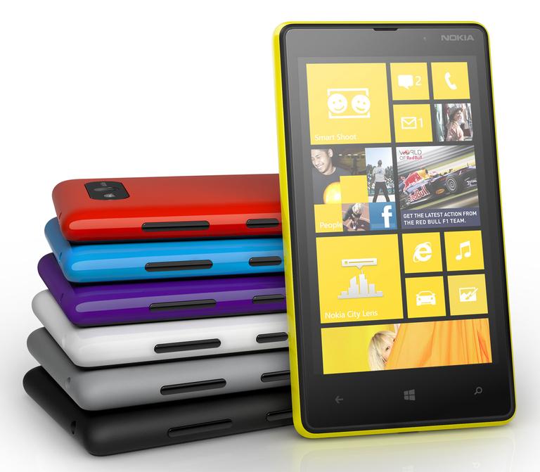 Nokia Lumia 820 amarillo