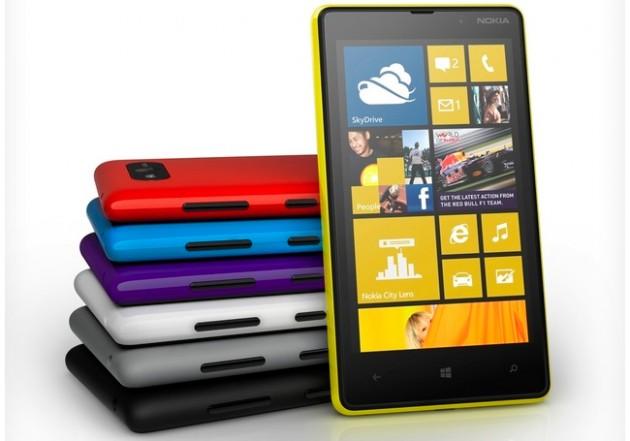 Teléfono Nokia Lumia 820