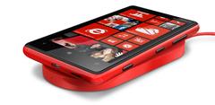 Lumia 820 de Nokia con cargador inalámbrico