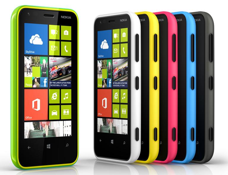 Nokia Lumia 620 en varios colores