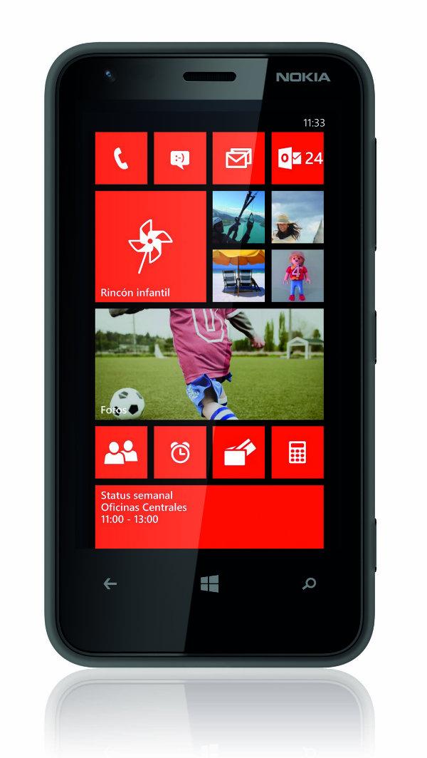 Teléfono Nokia Lumia 620