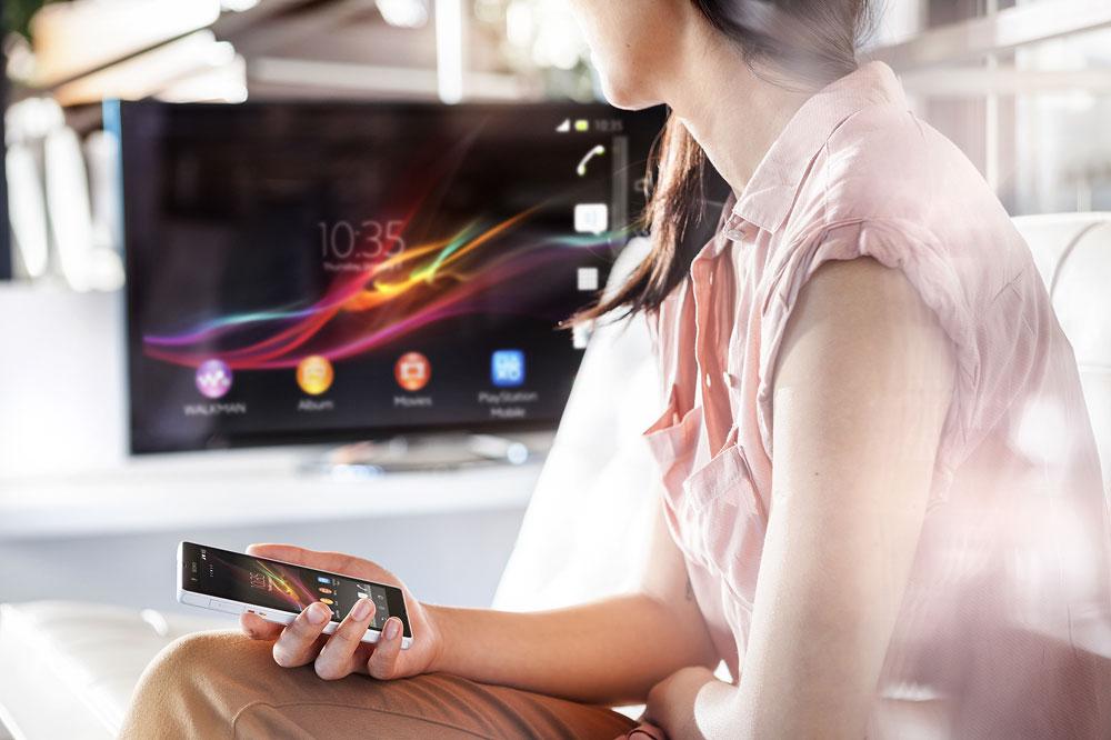 Sony Xperia ZL conectado a televisor de forma inalámbrica