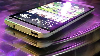 HTC One en color blanco