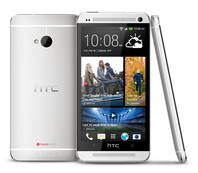 HTC One en color blanco