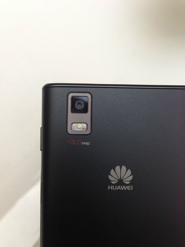 Trasera Huawei Ascend P2