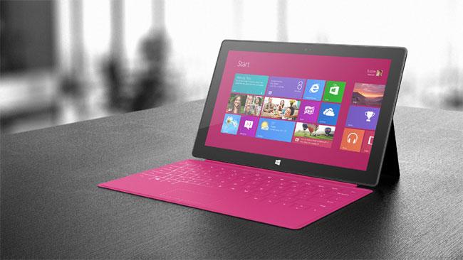 Microsft Surface con teclado rosa