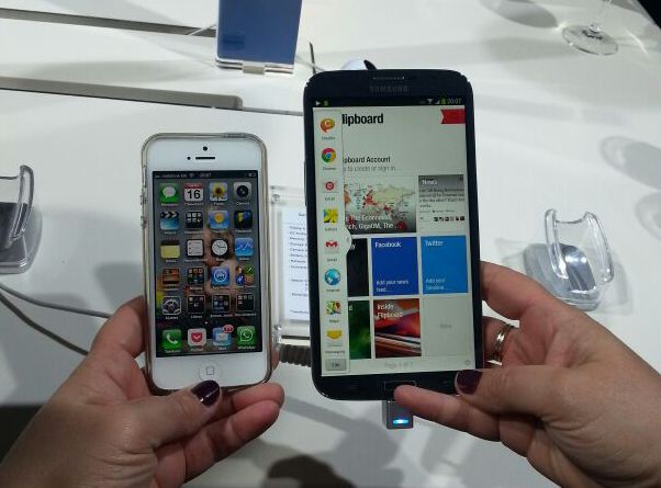 Samsung Galaxy Mega comparado con iPhone