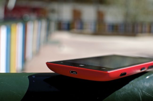 Lumia_520_02
