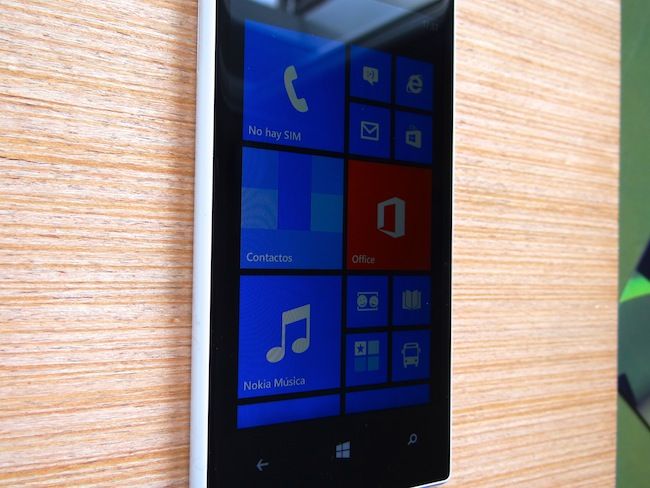 Lumia_720_04