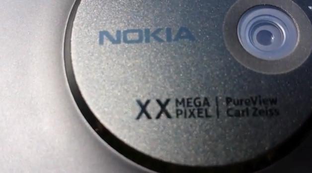 Detalle objetivo Nokia Lumia 1020