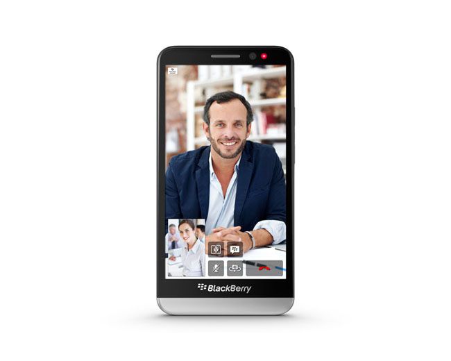 BlackBerry Z30 frontal.