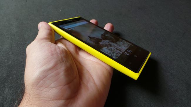 Lateral del Nokia Lumia 1020