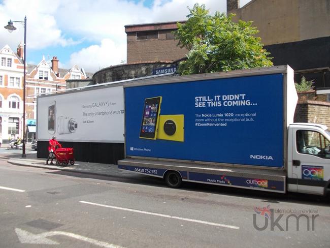 Nokia critica al Galaxy S4 Zoom en su nueva campaña de marketing en UK.