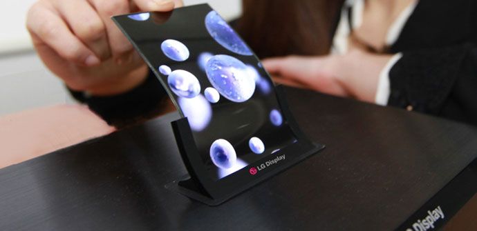 Smartphone LG con pantalla flexible