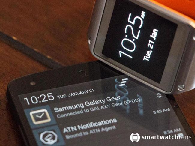 Samsung Galaxy Gear sincronizado con un Nexus 5