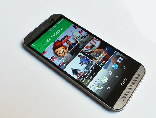 Teléfono HTC One M8