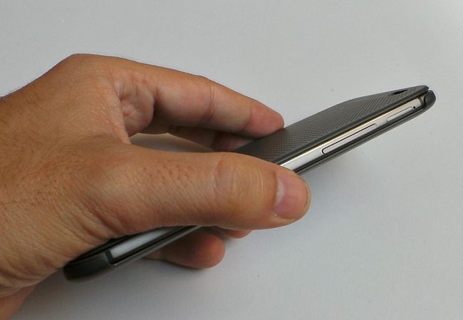 Lateral del teléfono HTC One M8