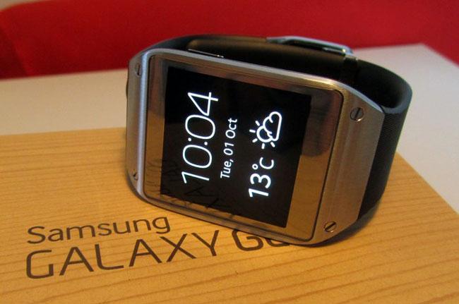 Samsung Galaxy Gear con correa negra