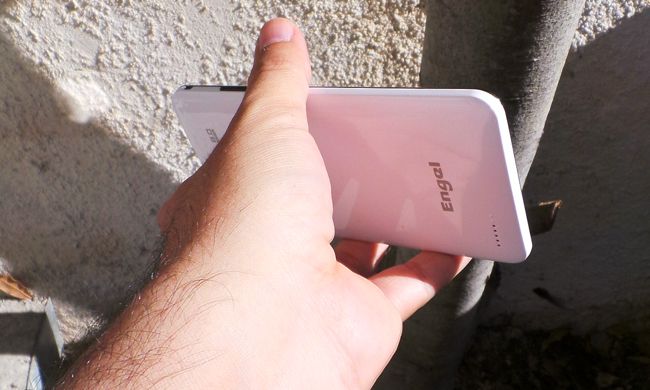 Parte trasera del Engel Smart Free 5