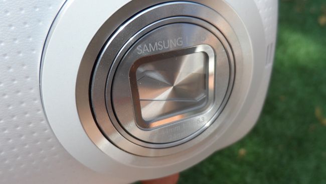 Cámara cerrada del Samsung Galaxy K Zoom