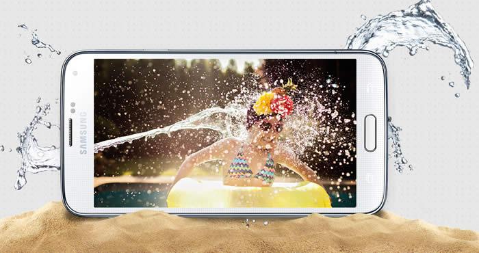 Samsung-Galaxy-S5-agua