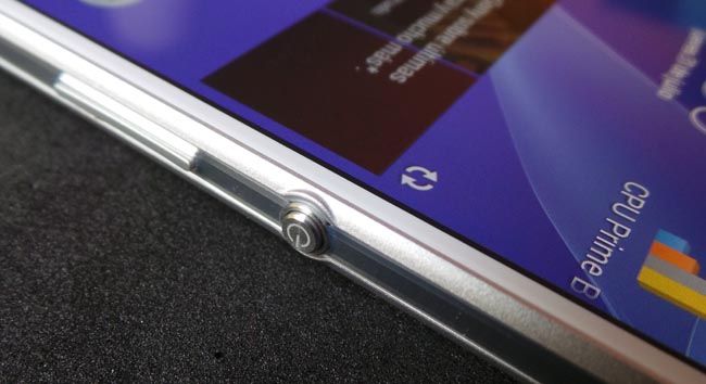 Botón de enendido del Sony Xperia T2 Ultra