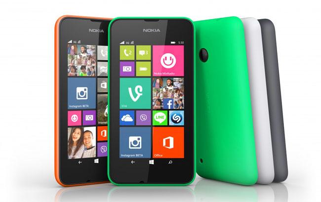 Nokia Lumia 530 en color verde y rojo