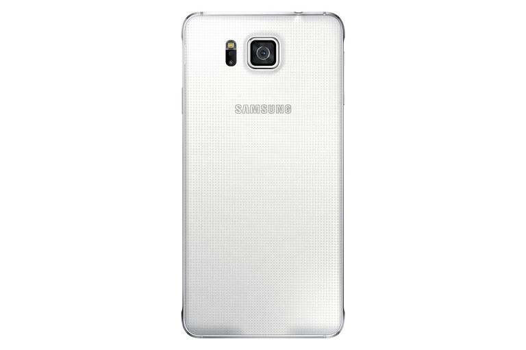 Samsung Galaxy Alpha en color blando