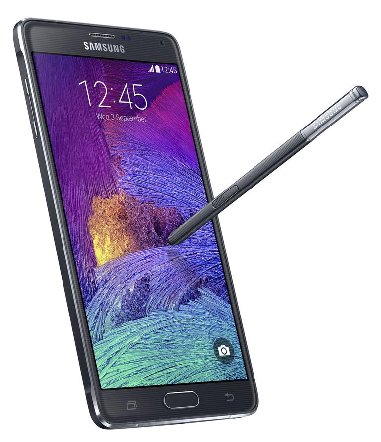Samsung Galaxy Note 4 en color negro con el lápiz sobre la pantalla AMOLED