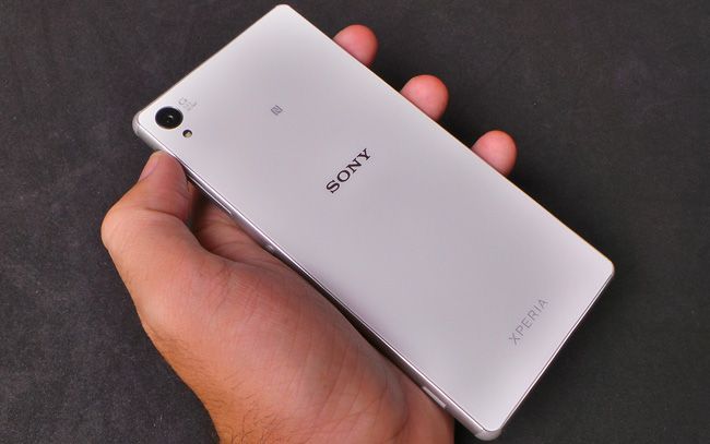 parte posterior del Sony Xperia Z3