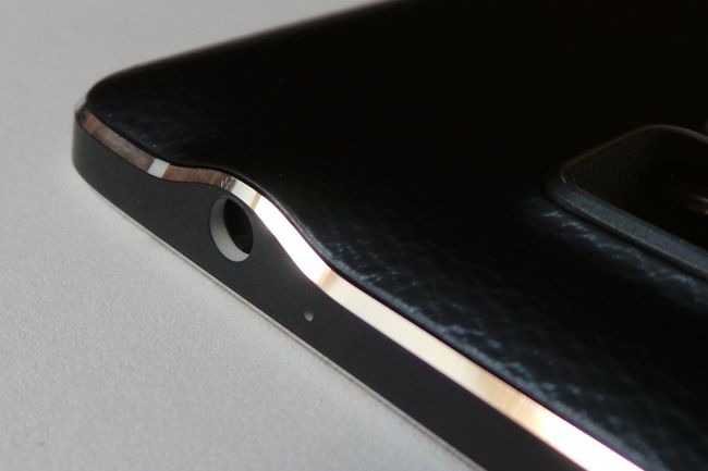 Conexión de los auriculares del Samsung Galaxy Note 4