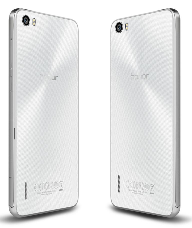 Huawei Honor 6 blanco dos modelos vistos por detrás