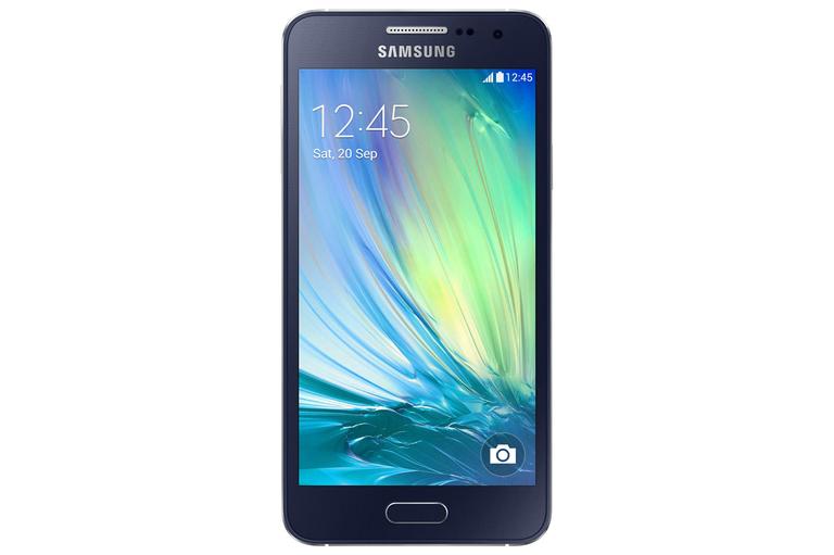 Samsung Galaxy A3 en color negro