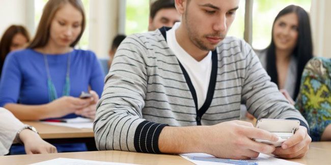 Uso del smartphone en clase