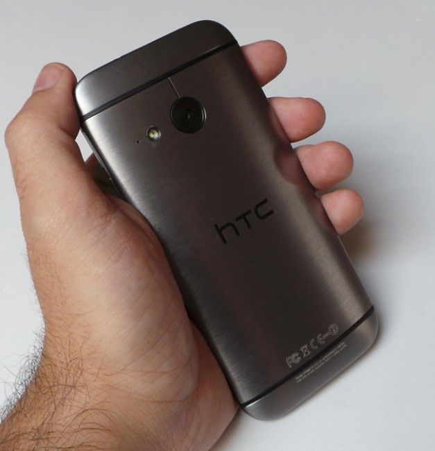 Parte trasera del HTC One Mini 2