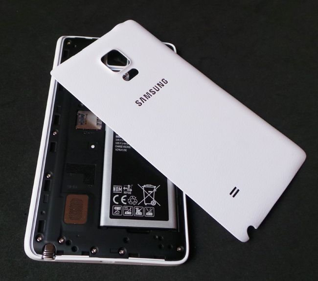Phablet Samsung Galaxy Note Edge abierto