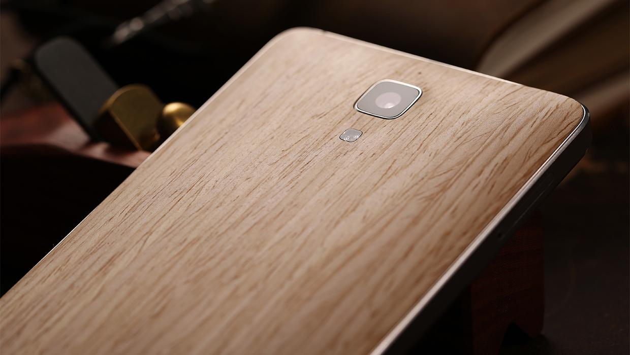 Fotografías a detalle de la colección de cubiertas traseras de madera del Xiaomi Mi4