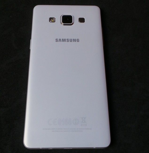 Imagen de la parte trasera del Samsung Galaxy A5
